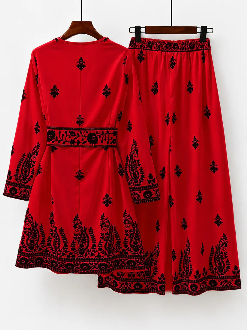 Floral Elegance Women's Matching Top & Pants Set