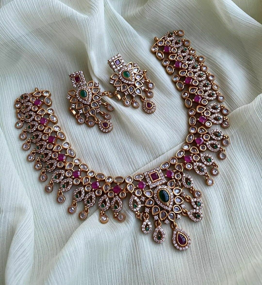 Emerald Presley Jewellery Set - New Arrival