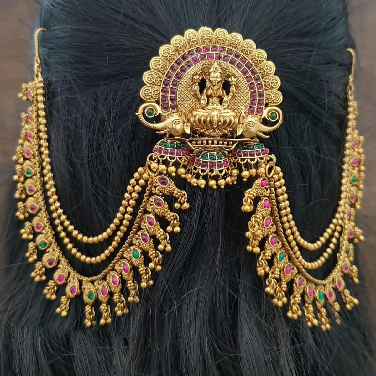 Elevate Your Look with Timeless Indian Jewellery set