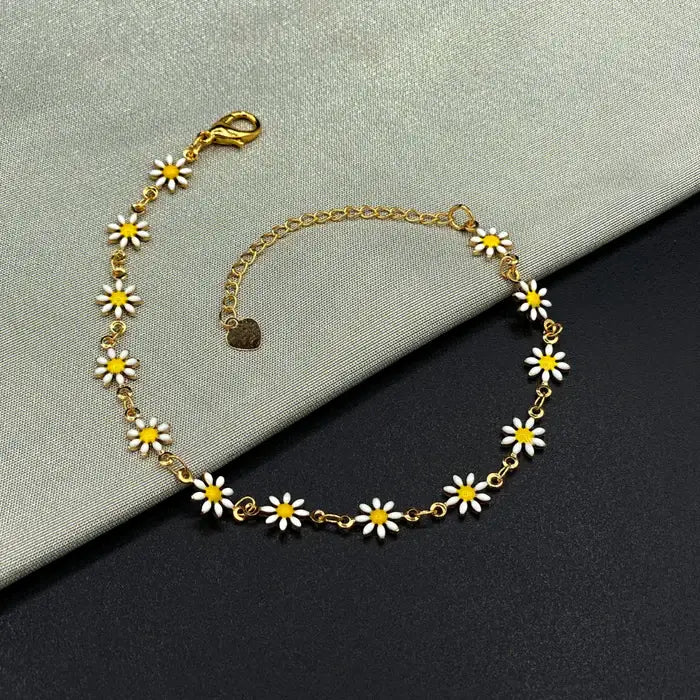 White Daisy Anklet