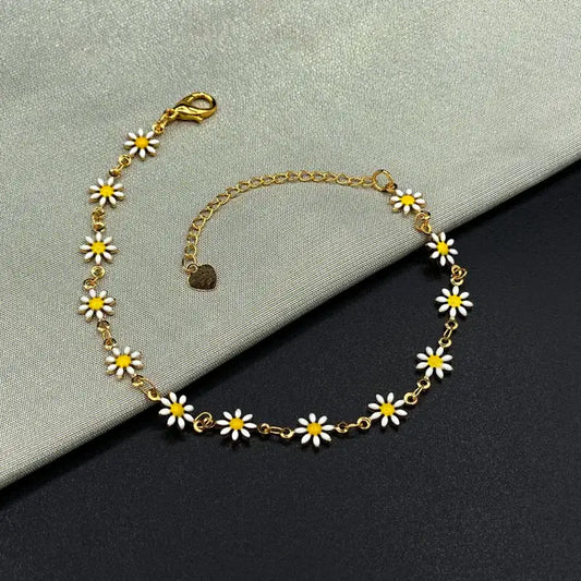 White Daisy Anklet