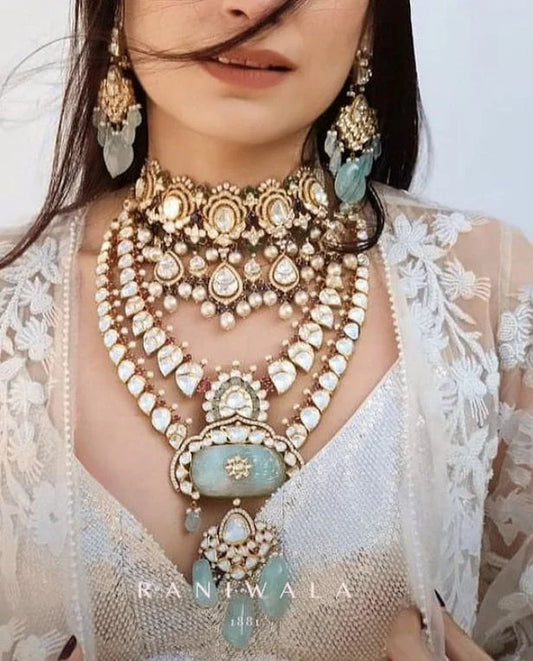 Alloy Gold-plated White Jewel Se