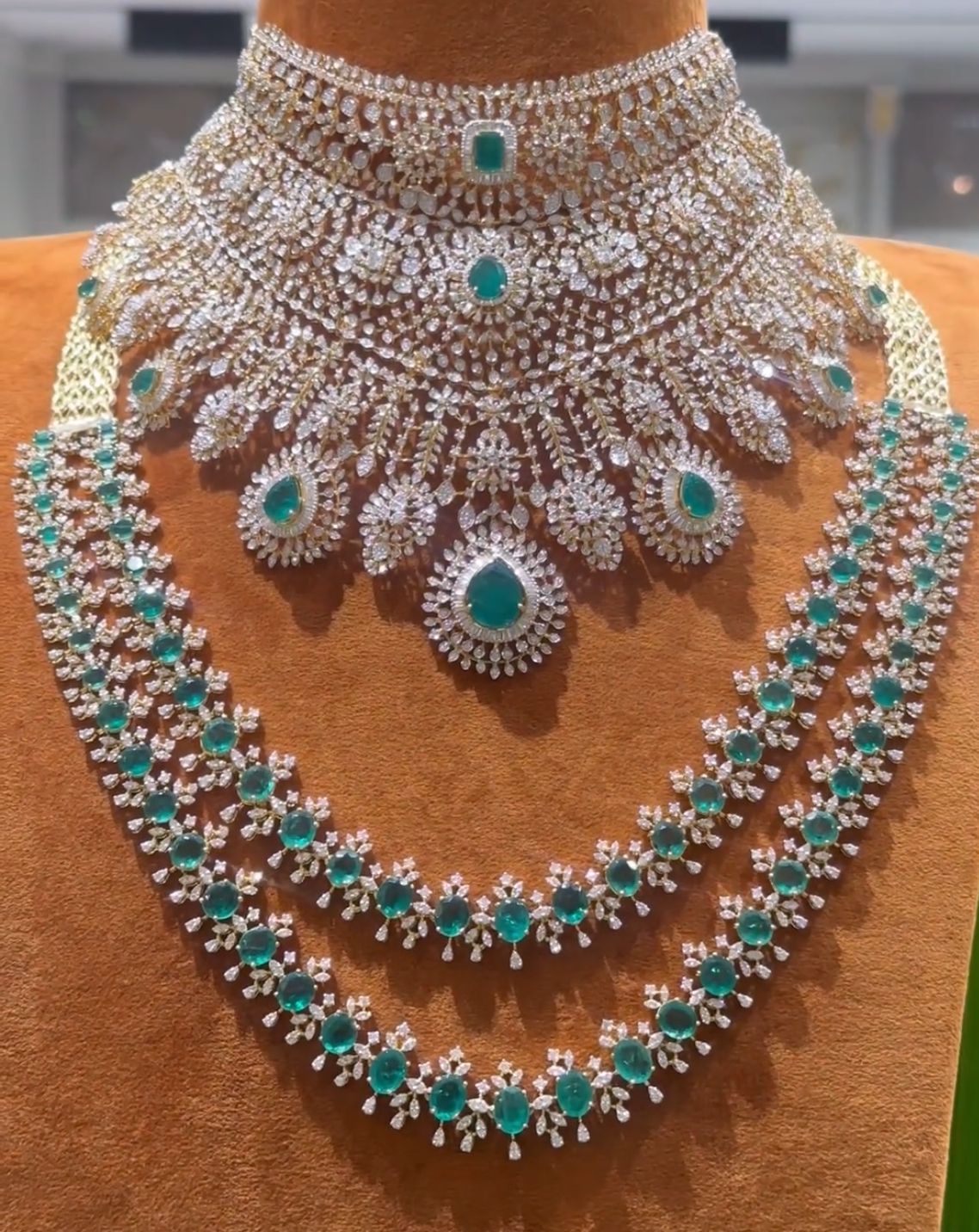 New American Diamond High Quality Earrings, choker, Jumka and necklace set