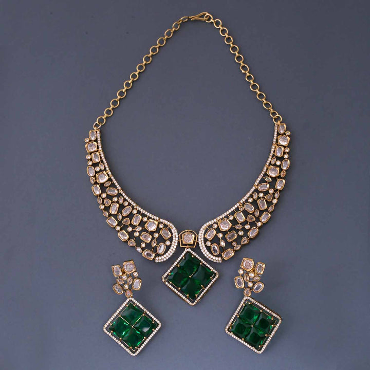 Emerald Katherina Victorian Jewellery Set
