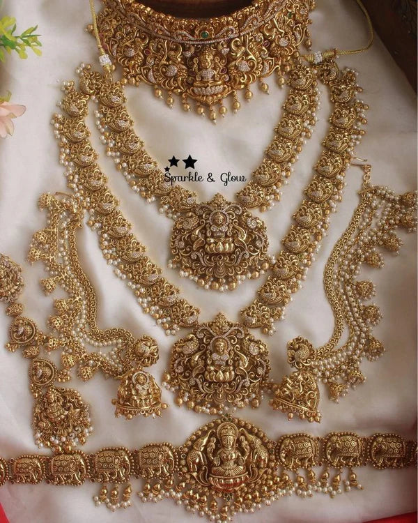 Kaveri Look Super Pushpa Necklace Set
