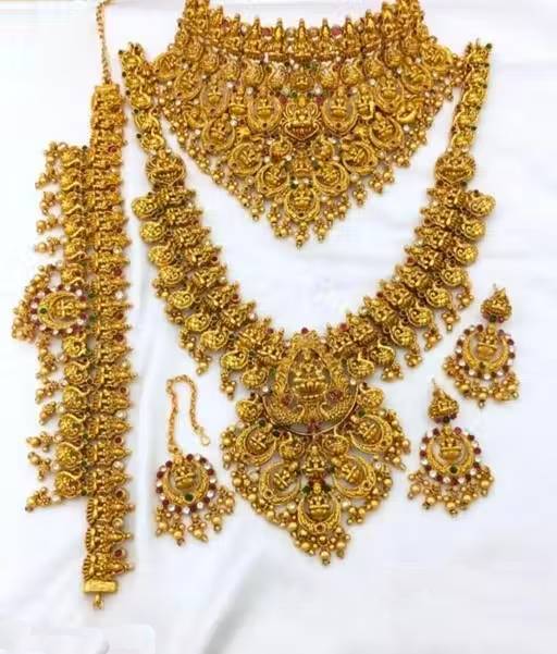 Jewellery set south